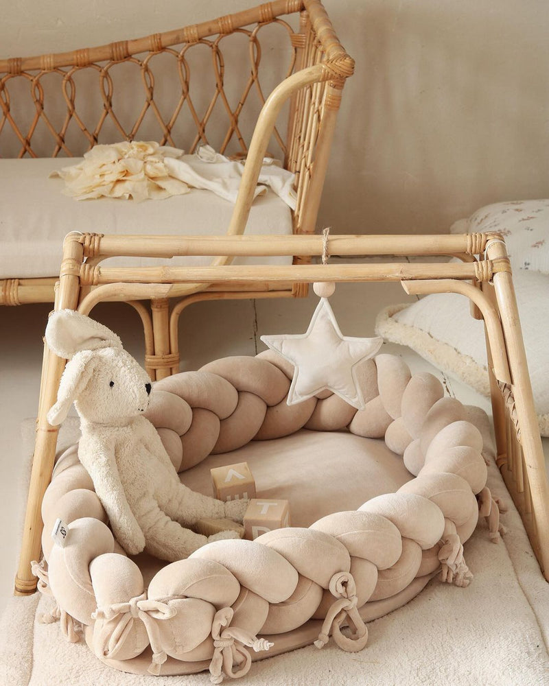 Plaited Baby Nest in pink