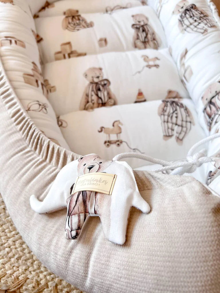 Velvet & Cotton Baby Nest Beige with bears
