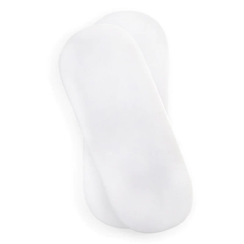 A pair of white fitted cotton Moses basket sheets.